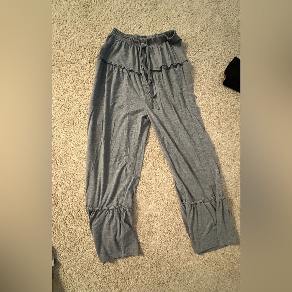 Women's Gray Ruffle Hem Pants